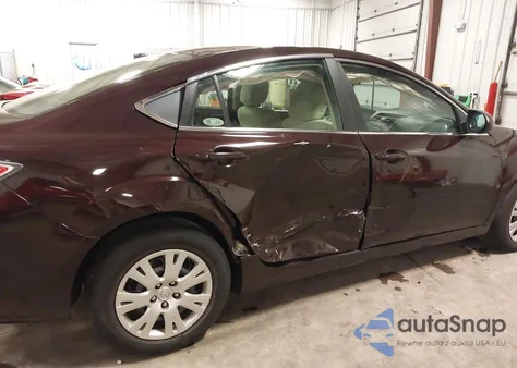 2010 Mazda Mazda6 I Sport z USA, uszkodzony, nr VIN 1YVHZ8BH4A5M33684